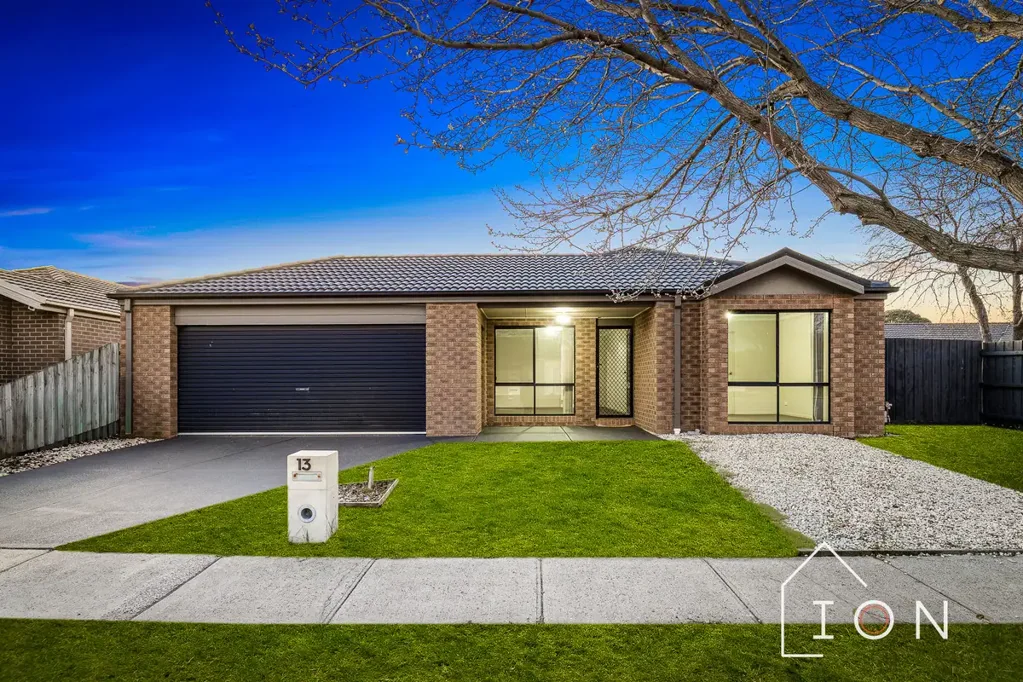 13 Hector Drive, Cranbourne, VIC 3977