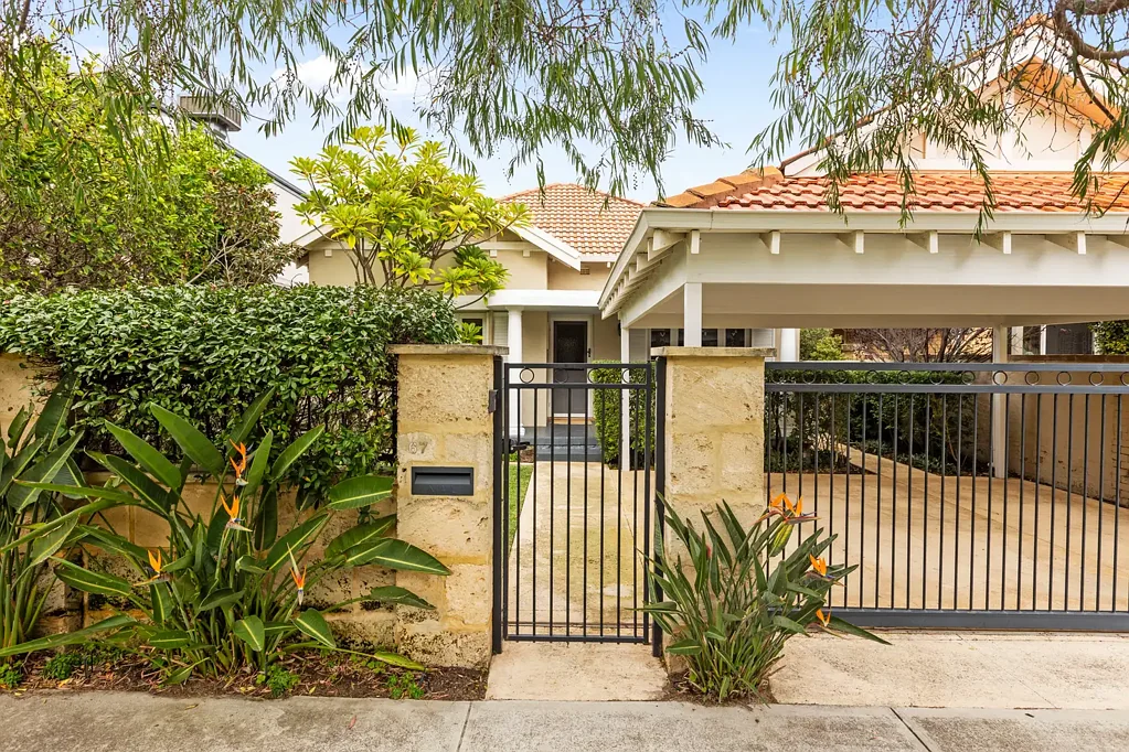 67 Hawkstone Street, Cottesloe, WA 6011