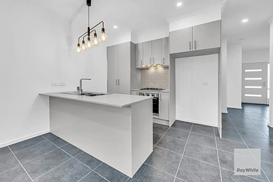 1/62 Chelsey Street, Ardeer, VIC 3022, 4房, 3浴, Townhouse