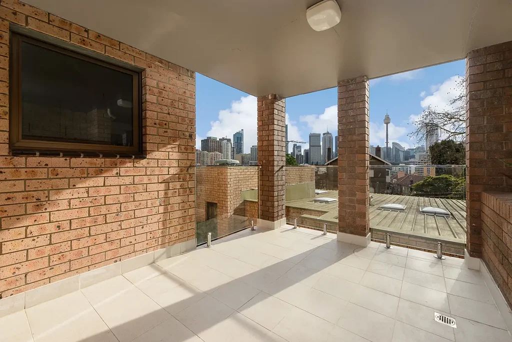 2 Bedroom apartment with stunning city views