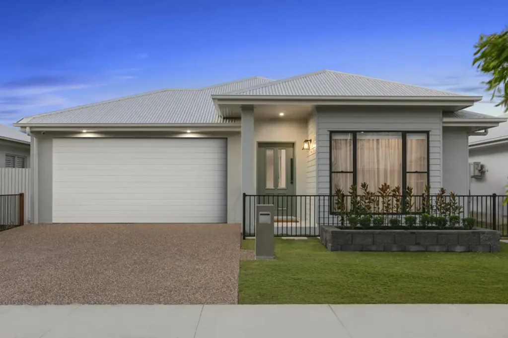 Caboolture 4Zimmer 4 Bedrooms – Media Room – Activity Room – Family Room