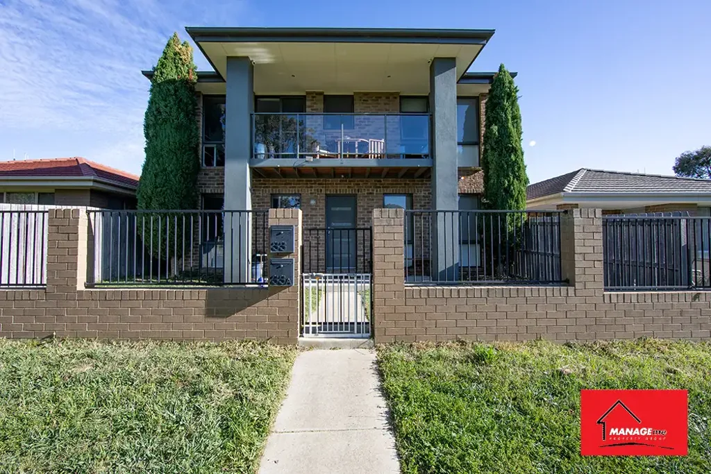 Flexible 4-Bedroom Family Home with Optional 5th Bedroom – Prime Bonner Location!