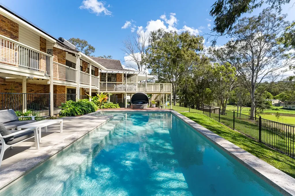 Tallebudgera 4कमरा WILL SELL ON OR BEFORE AUCTION!