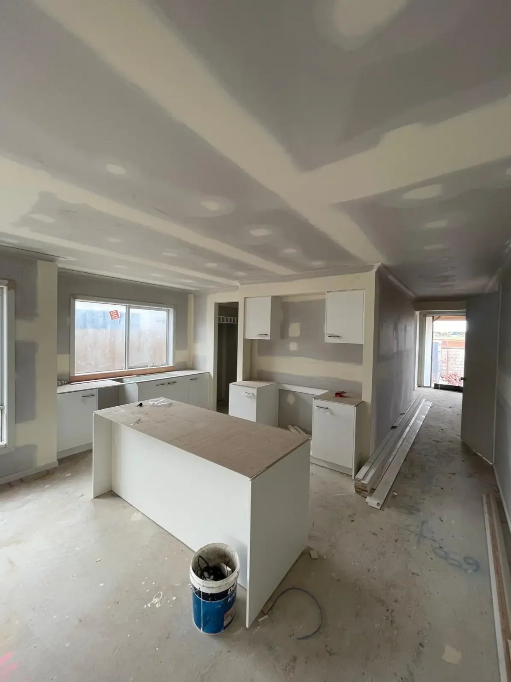 Aintree 4غرفة نوم Contemporary Family Living in Aintree Perfectly Positioned