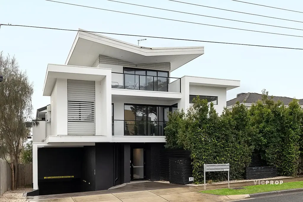 4/945 Doncaster Road, Doncaster East, VIC 3109
