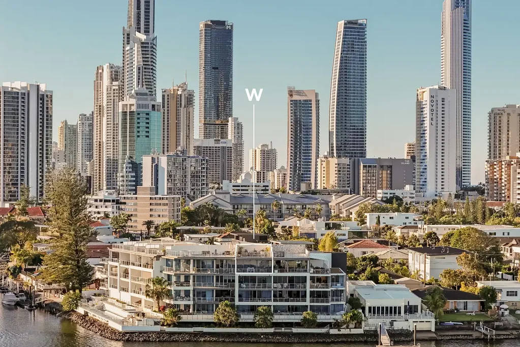 Surfers Paradise 2 Bedroom STYLISH RIVERFRONT PENTHOUSE LIVING IN THE HEART OF SURFERS PARADISE