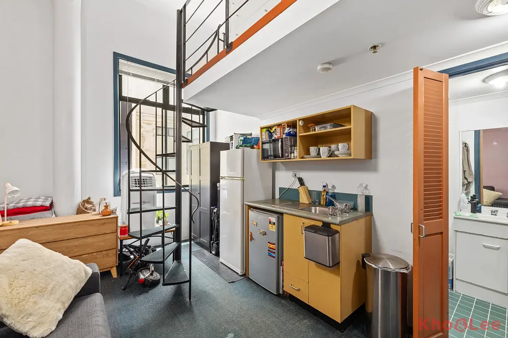 Spacious Loft at the Heart of the Educational Sector