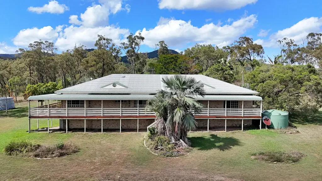 Oakenden Modern Queenslander + Grazing Country - 745 Acres Oakenden, QLD