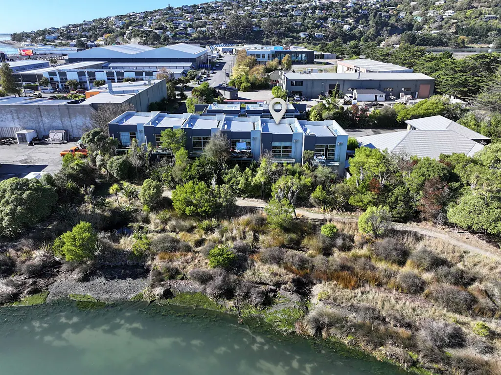 Ferrymead 1ਬੈੱਡਰੂਮ Endless Possibilities With Mixed Use Occupancy!