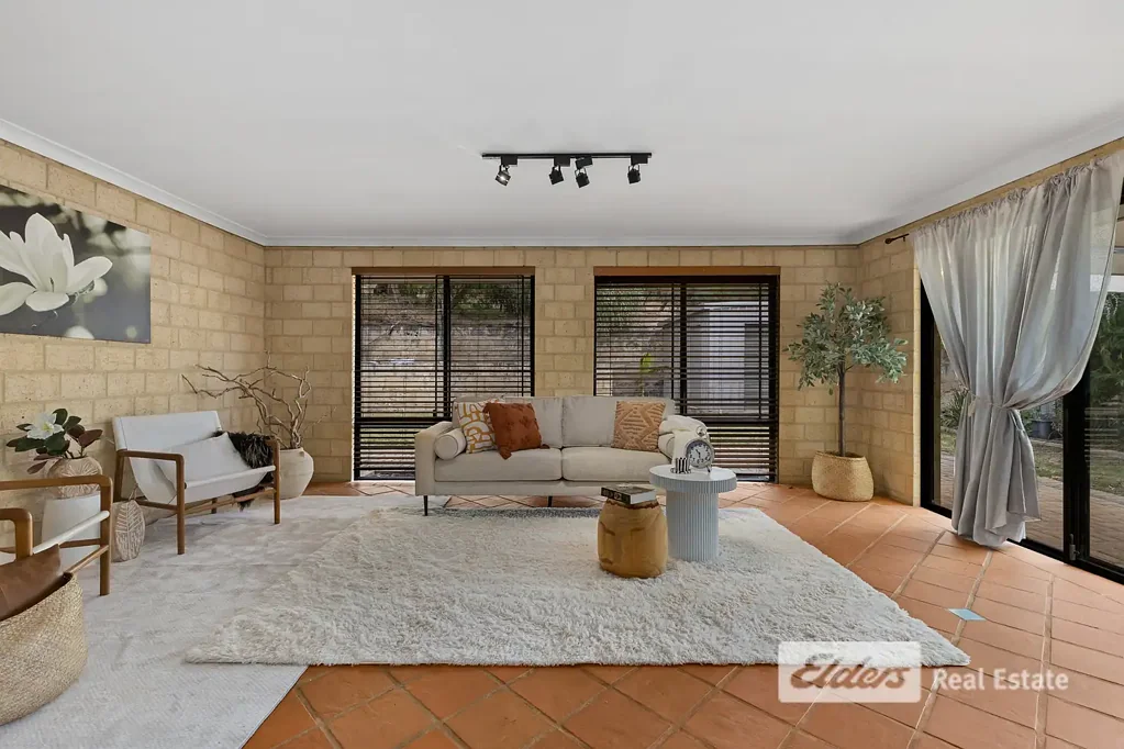 College Grove 4ਬੈੱਡਰੂਮ Spacious, Versatile & Perfectly Positioned