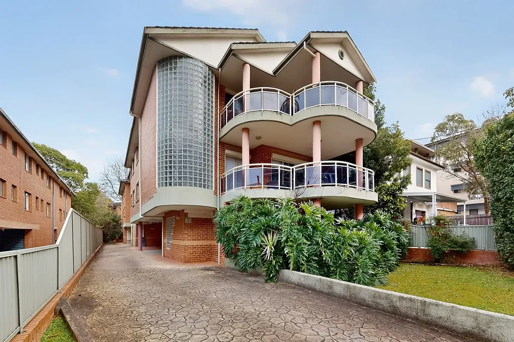 4/10 Caroline Street, Westmead, NSW 2145