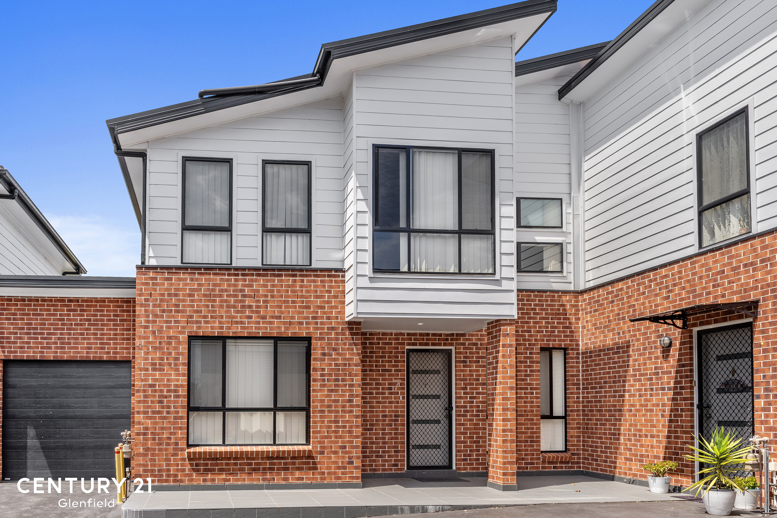 UNIT 7 8-12 CUMBERLAND RD, INGLEBURN NSW 2565, 0 침실, 0 욕실, Townhouse