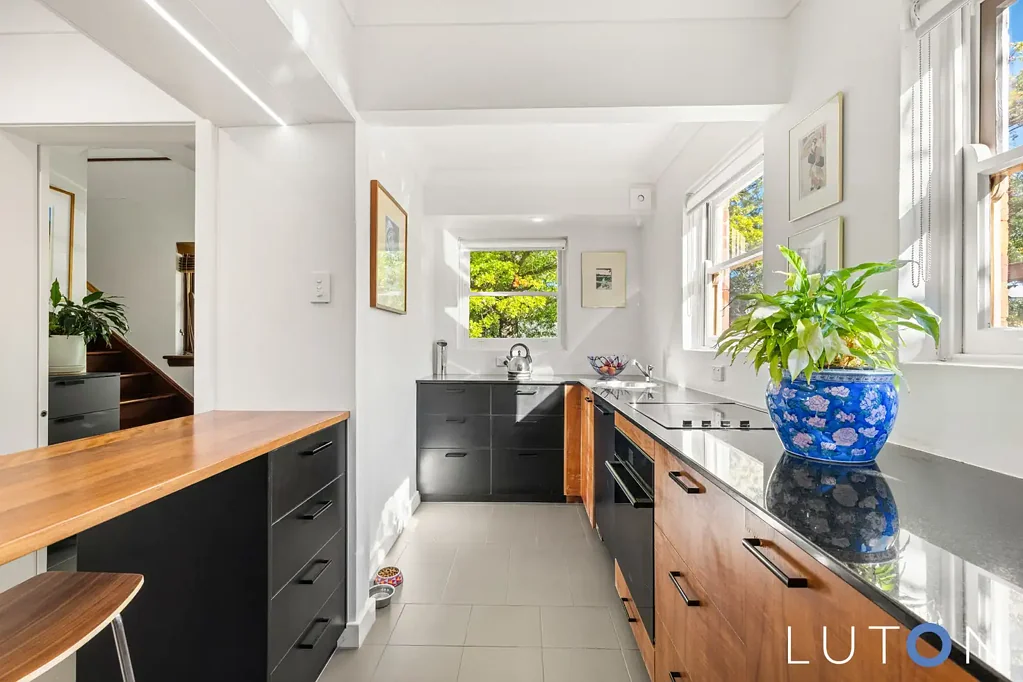 STYLISH & FUNCTIONAL 3-BEDROOM HOME