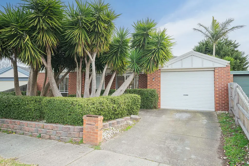 Comfortable Family Living in a Prime Berwick Location