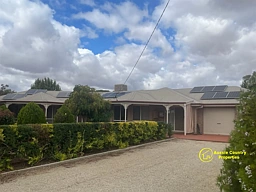 29 Young Street, Oaklands