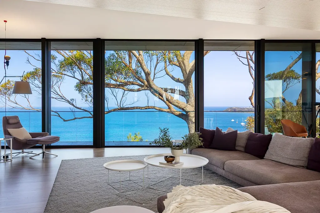 Flinders 3Kwarto A rare opportunity to acquire one of Flinders’ most distinguished contemporary coastal residences.