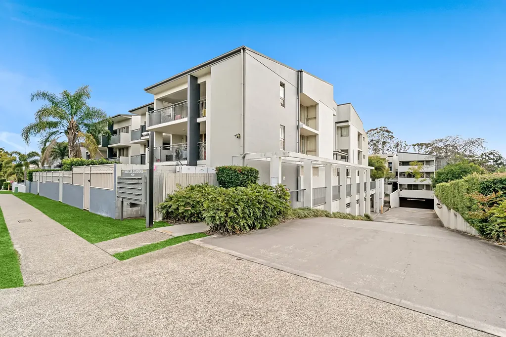 Upper Mount Gravatt 2Kwarto Spacious Balcony Living in the Heart of Upper Mount Gravatt