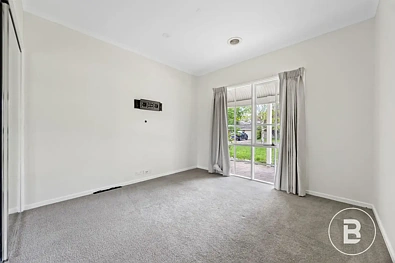 卧室 - 1 Hakea Court, Mount Helen, VIC 3350