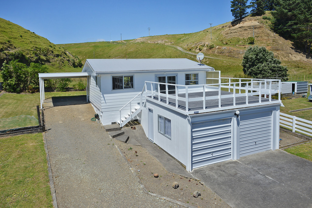 38 Lake Ferry Road, Lake Ferry, South Wairarapa, 2 Kuwarto, 1 Banyo