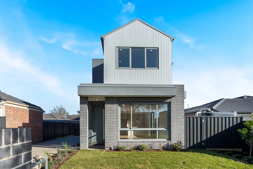 Brand New 2-Bedroom Townhouse in a Prime Location