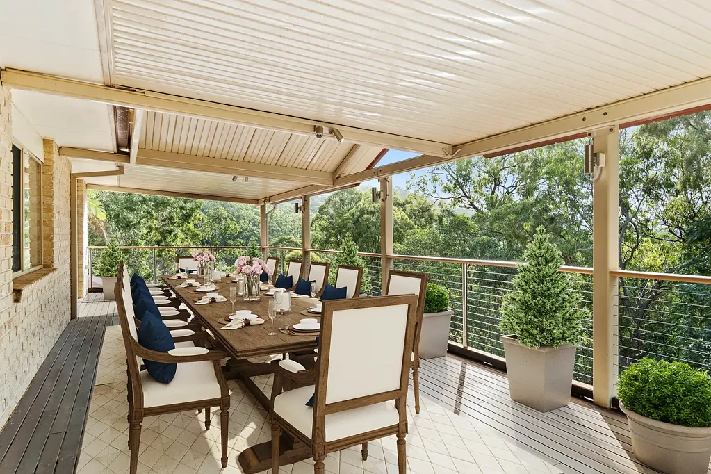 Tallai 5房  Family home in prestigious Tallai with Secure undercover parking for caravan, boat & cars. Huge Business-Ready  Shed with Mezzanine. Dual Living