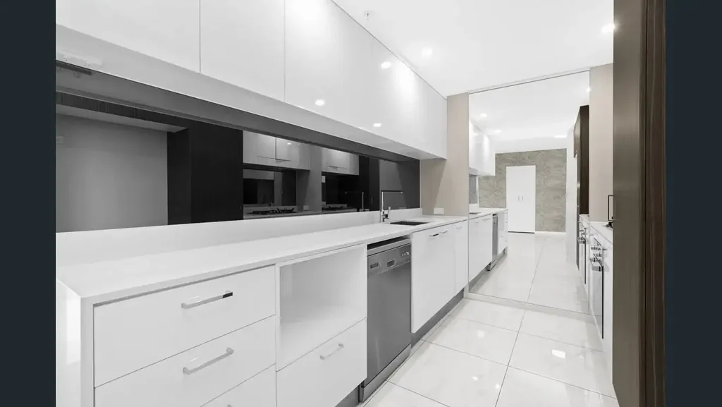 Waterpoint - 3 Bedroom 2 Bathroom Apartment - Hinterland Views