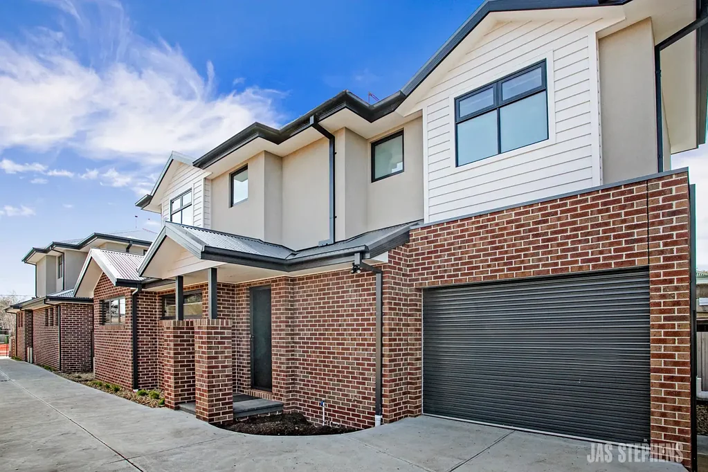 Low Maintenance Living - Family Location