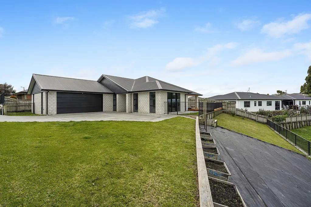 15 Carlingford Rise, Dinsdale, Hamilton, Waikato