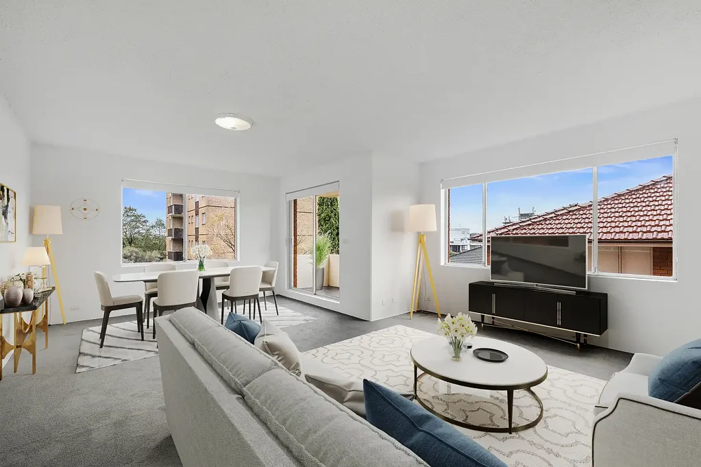 Spacious Renovated 2-Bedroom Apartment in Secure Block – Prime Location! (9 apartments available)