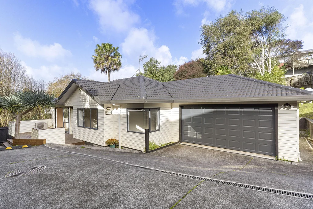 Glen Eden 3房  Contemporary Home in a Tranquil Setting
