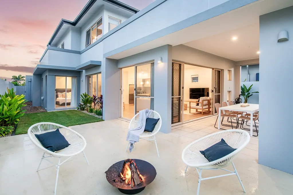6114 Trasimeno Avenue, Hope Island, QLD 4212