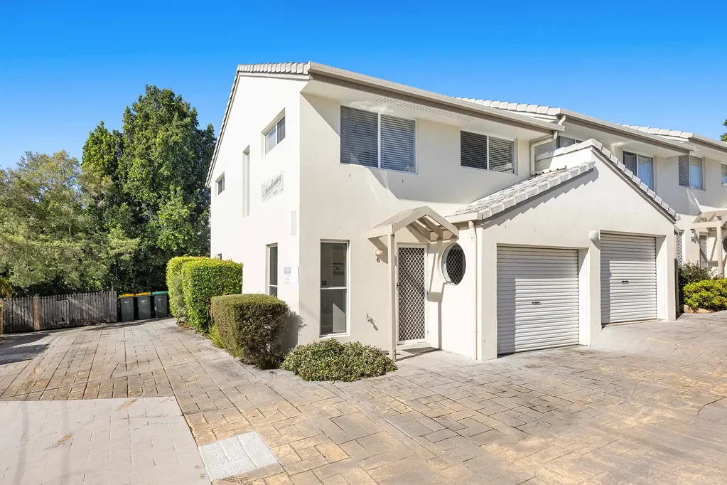 Three Bedroom Townhouse in Quiet Maroochydore Pocket!