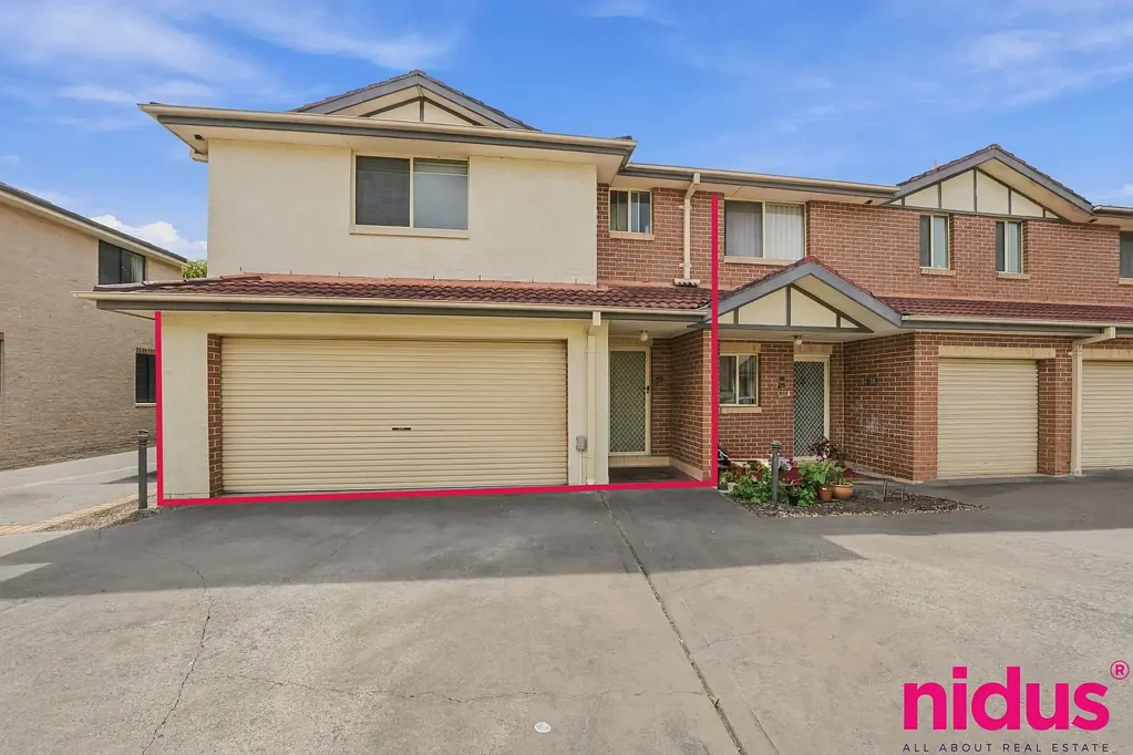 Rooty Hill 4कमरा Spacious Family Townhouse – Walk to Rooty Hill Station