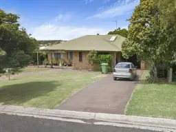 22 Nellie Street, Centenary Heights