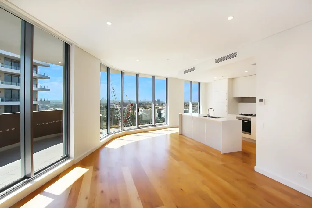 Stunning 3 Bedroom with View, Media Area and Parking!