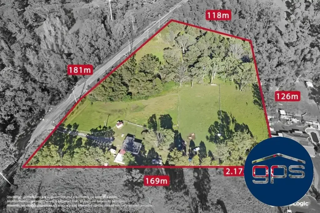 Leppington 3房 3卧宽敞住宅 5.38英亩广阔地块 宁静乡村氛围 双车库储藏室 家庭聚会理想地 Charming Retreat on 5.38 acres with current rent
