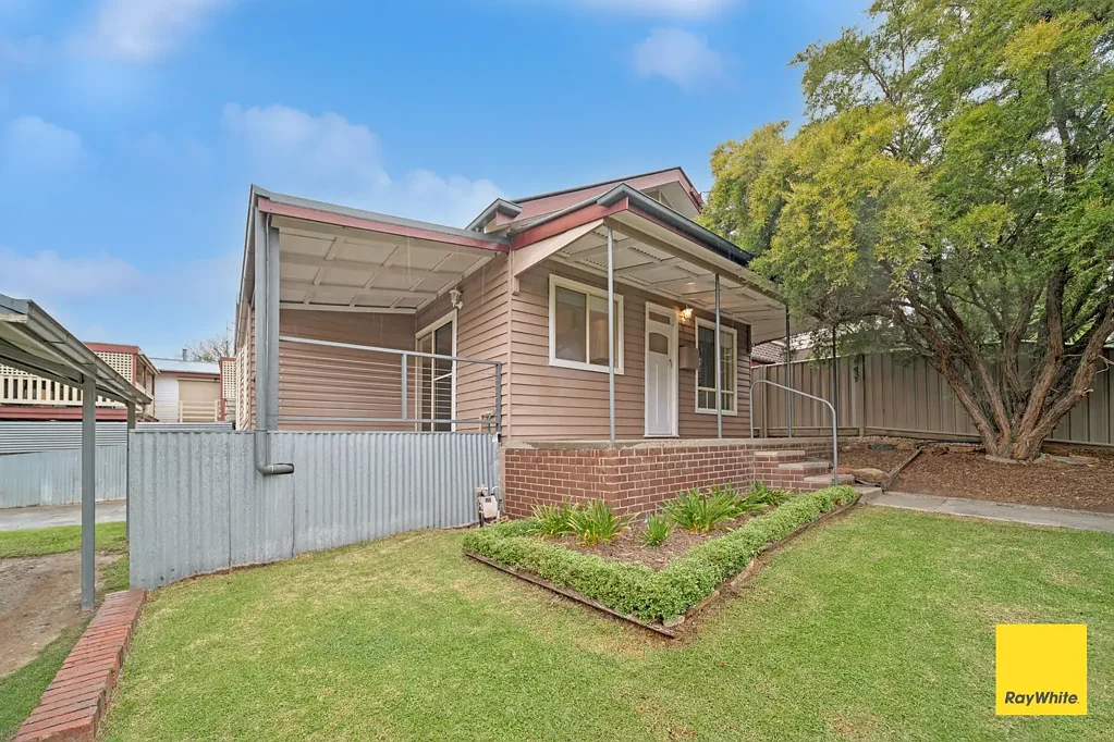 Comfortable Family Living in the Heart of Ironbark