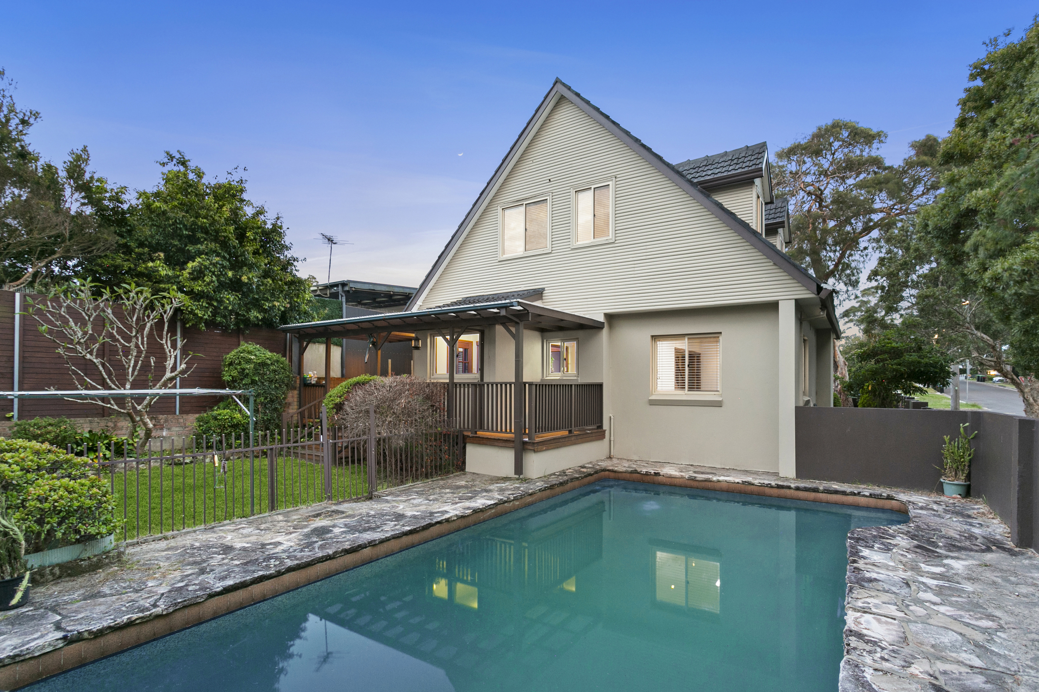 18 GARRAWEEN AV, NORTH BALGOWLAH NSW 2093, 0 chambres, 0 salles de bain, House