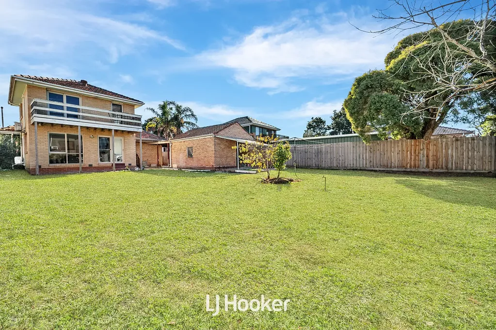 Dandenong 4Kwarto Endless Opportunities – Dual Living, Investment or Multi-Unit Development (STCA)