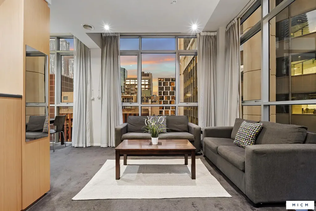 Melbourne 1房 位于黄金角落位置的精致公寓 Sophistication in a Coveted Corner Position