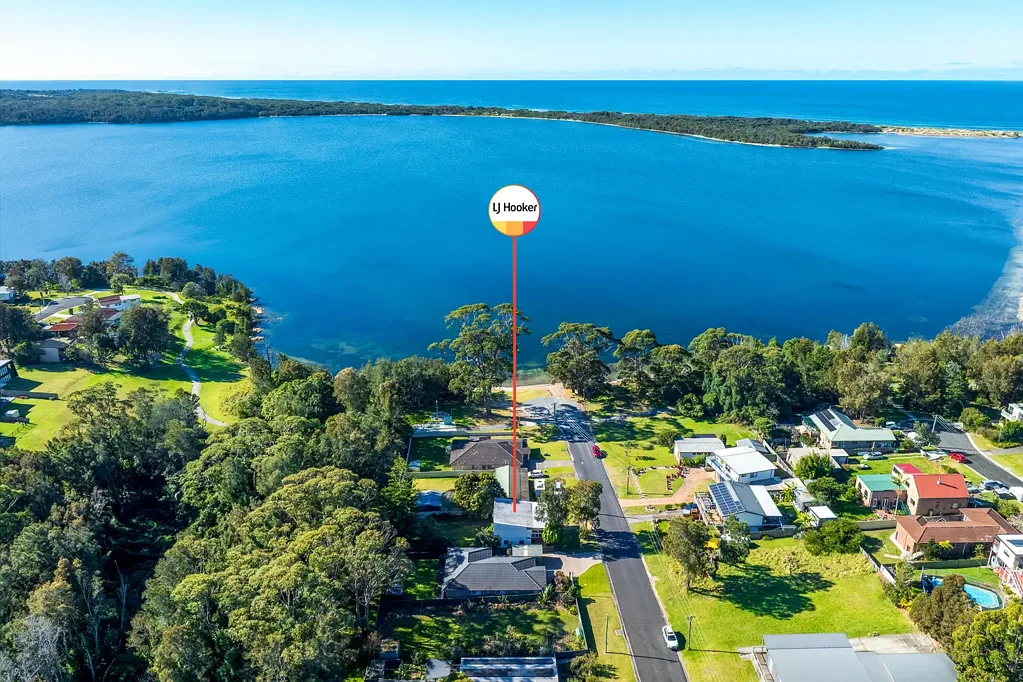 Tuross Head 3房  Coastal Views With Endless Potential