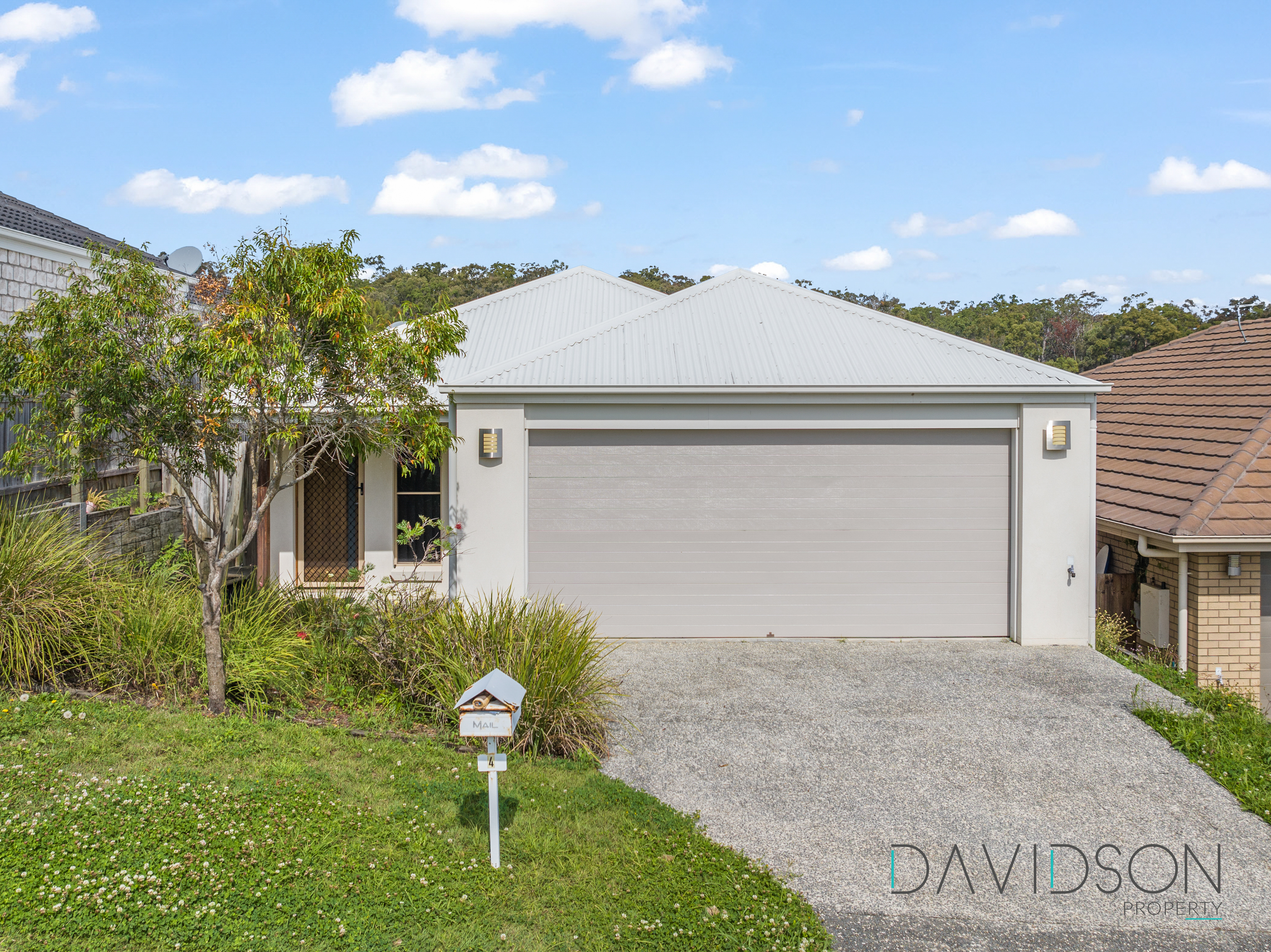 4 SUNSTONE AV, PIMPAMA QLD 4209, 0 chambres, 0 salles de bain, House