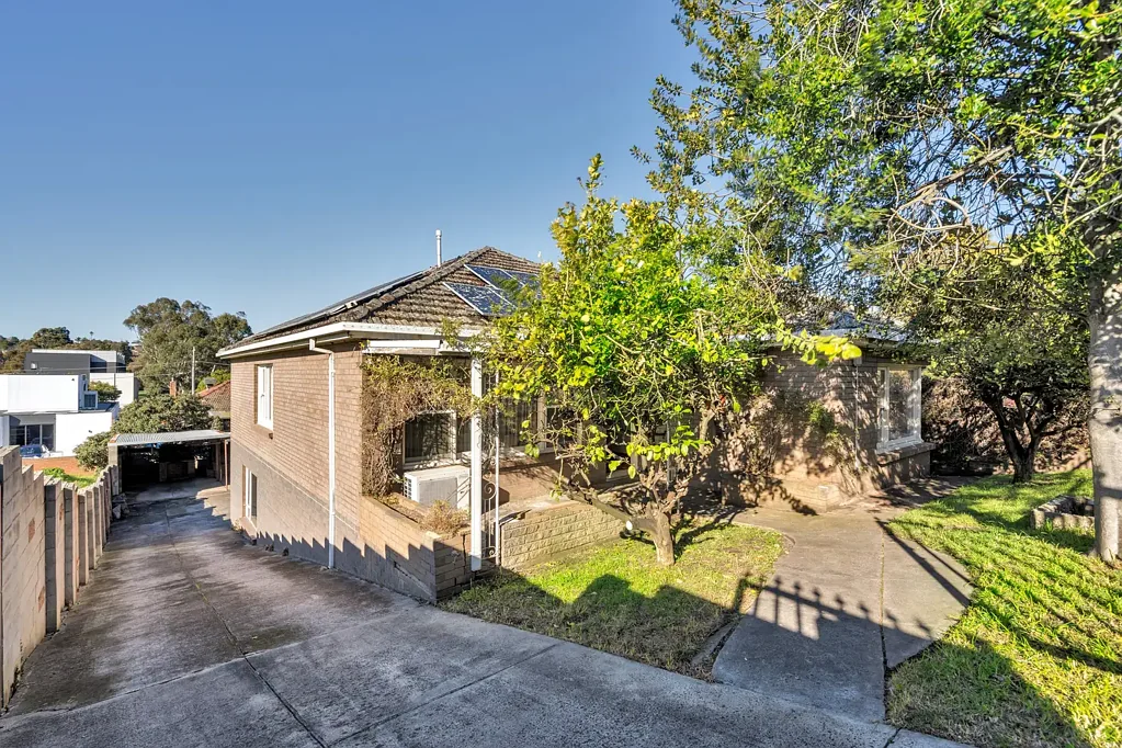4 Brisbane Street, Strathmore, VIC 3041