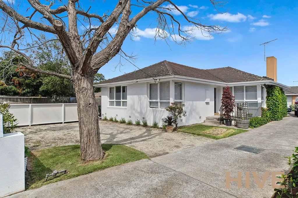 Seaford 3ਬੈੱਡਰੂਮ Modern French-Inspired home with Multi-Living Potential