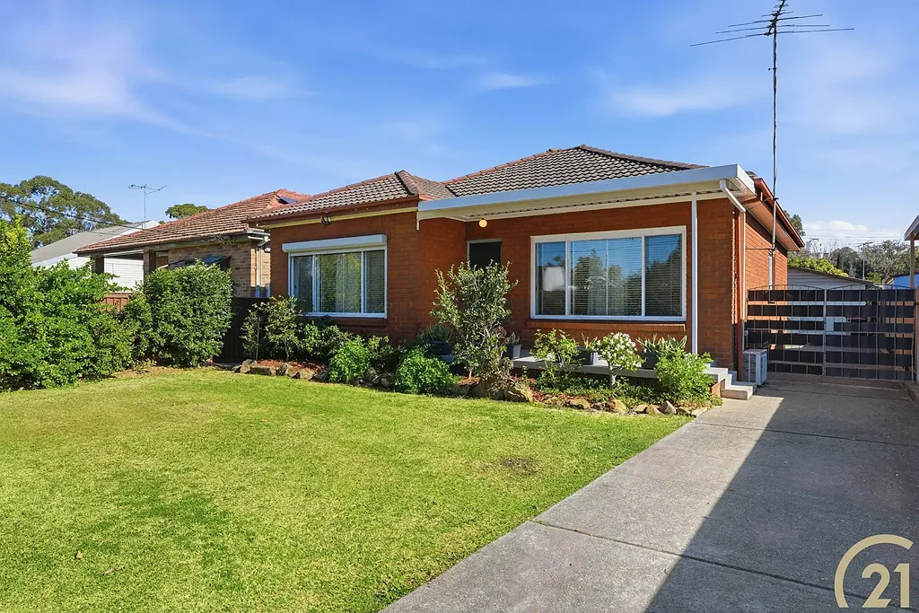 Yennora 3房 Yennora 黄金地段的无限潜力 Endless Potential in a Prime Yennora Location