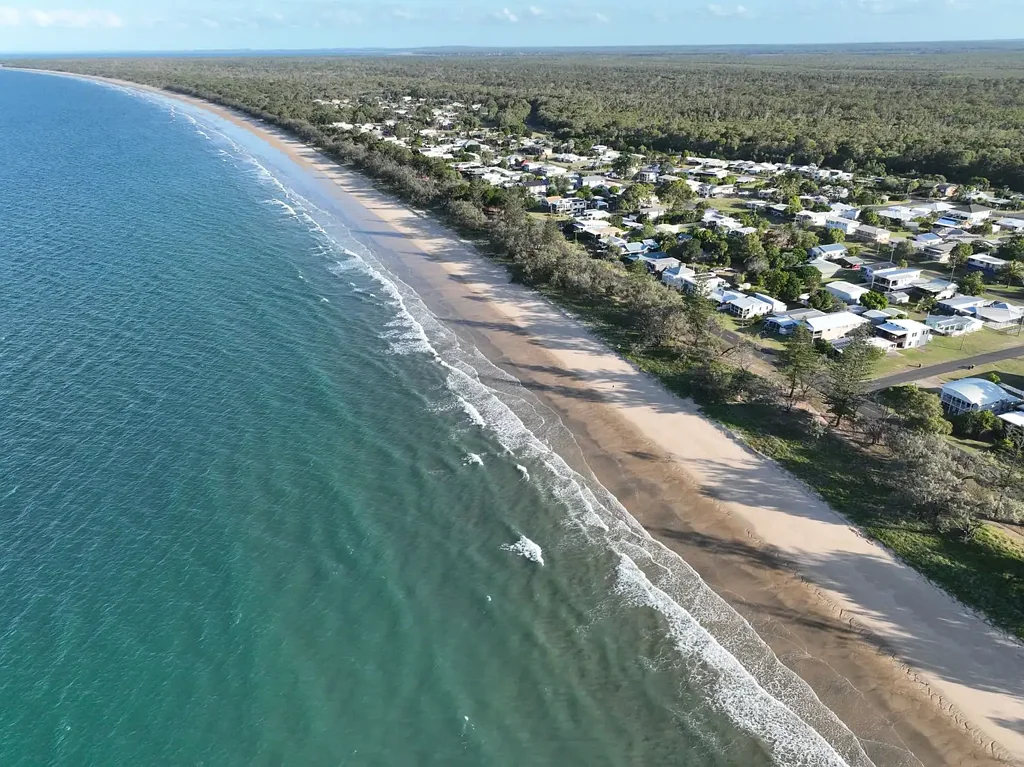 Woodgate DREAM BEACHSIDE LOCATION