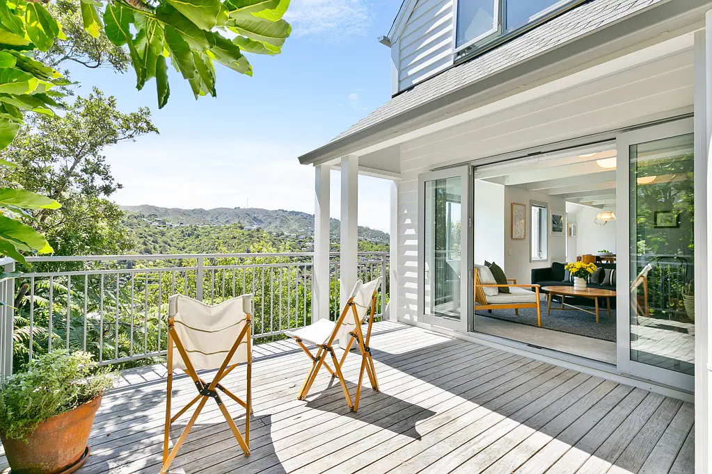 Crofton Downs 2房  Smart Design, Stunning Sun & Super Location