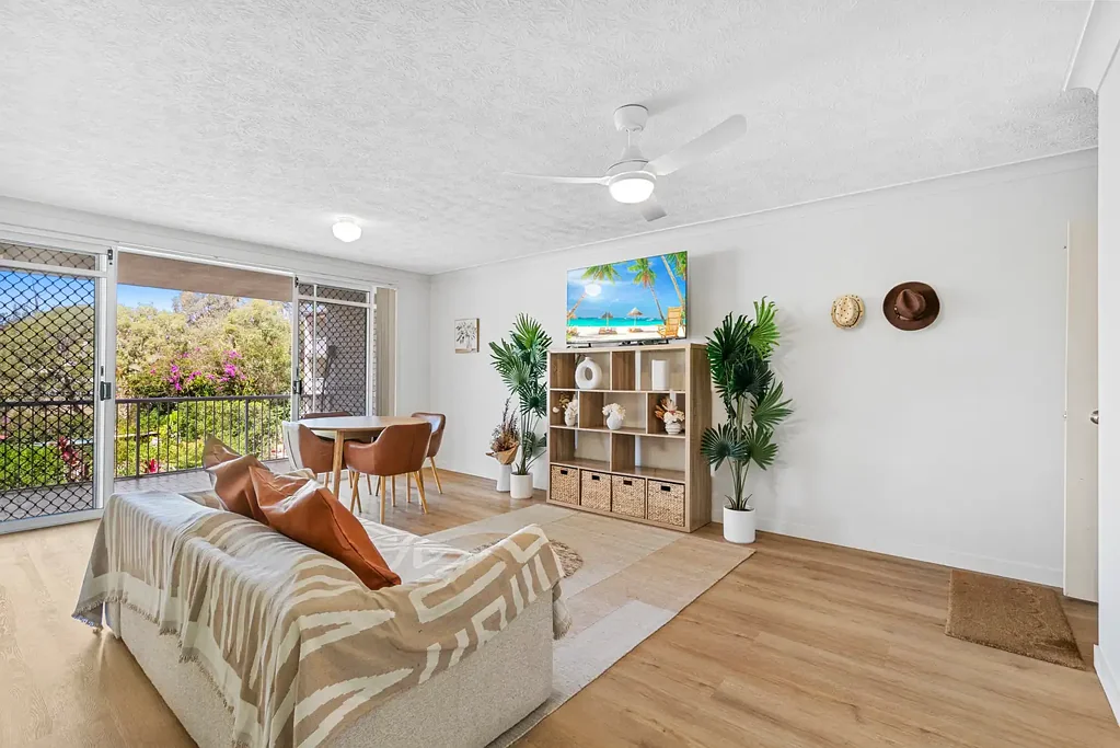 8/54 Dutton Street, Coolangatta, QLD 4225