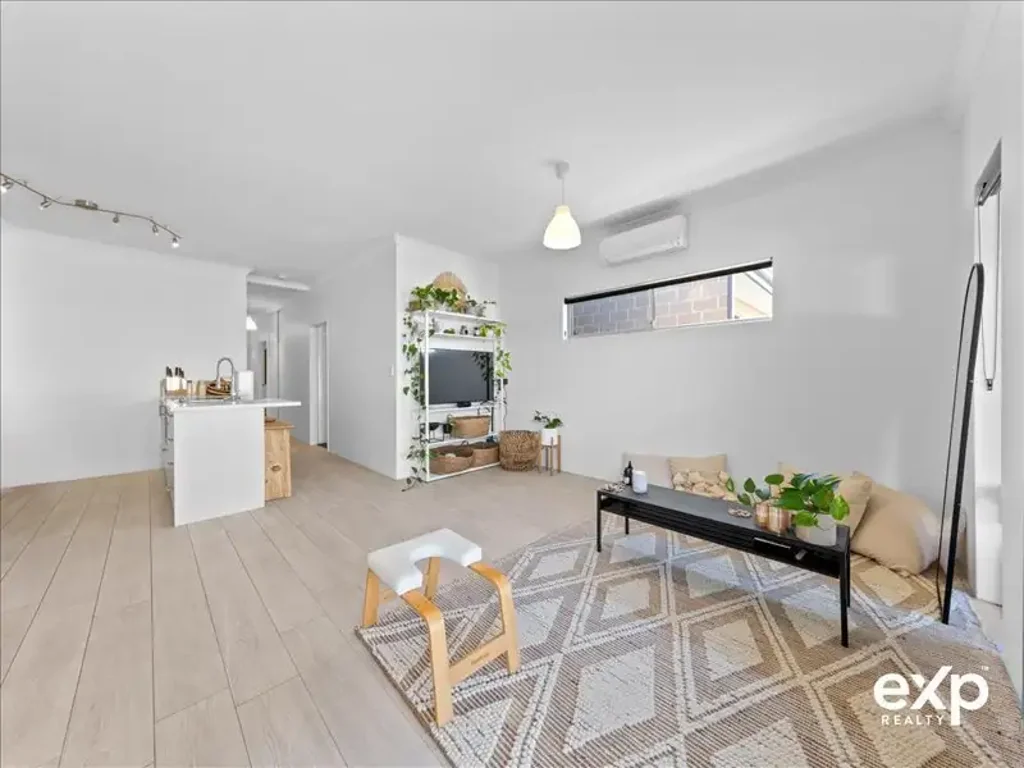 43 Thornbill Crescent, Coodanup, WA 6210