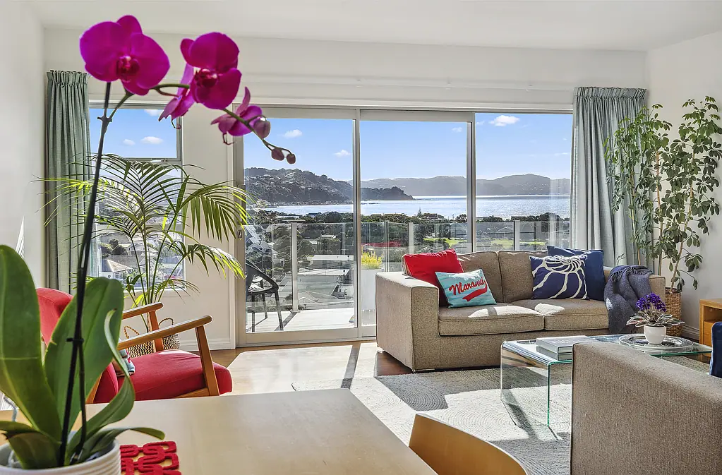 Seatoun 4Kwarto RENOVATED, ELEVATED, SUNFILLED & GORGEOUS